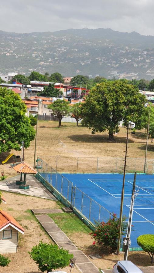 Oaklands Oasis Lejlighed Kingston Eksteriør billede
